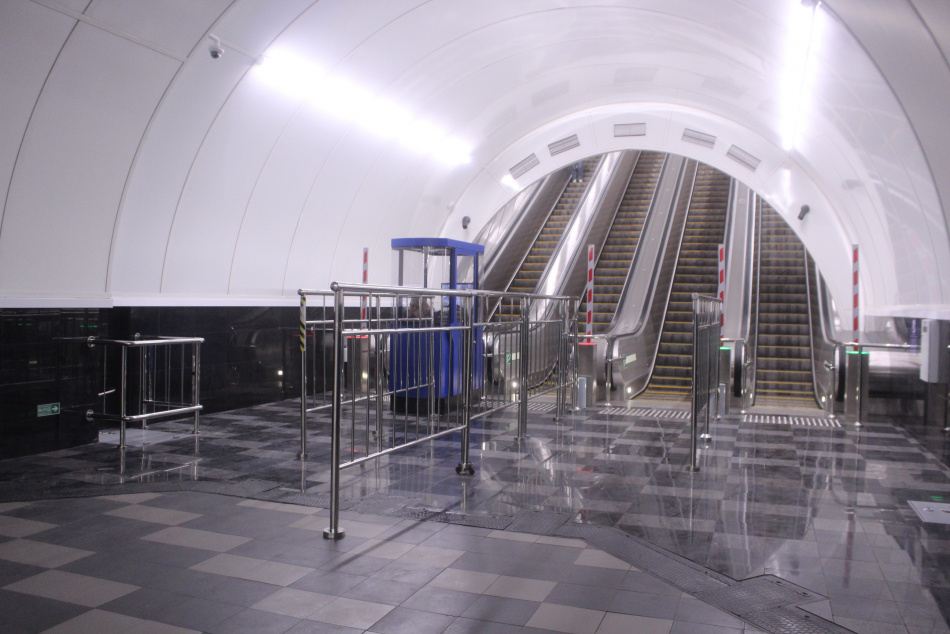 ГАТИ оценила готовность станций метро Петербурга к зимнему сезону